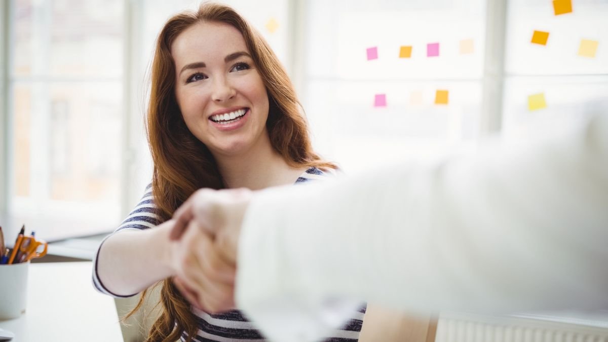 Woman Doing A Handshake Shaking Hands MSN