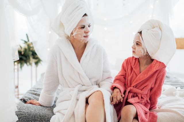 7 Beauty Tips Moms Can Learn from Celebrity Mothers