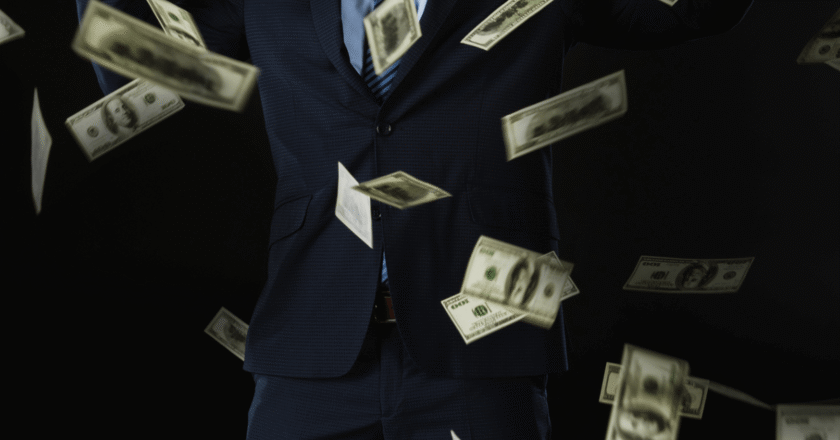 $85,000 a Year: Hourly Wage Breakdown for Better Savings