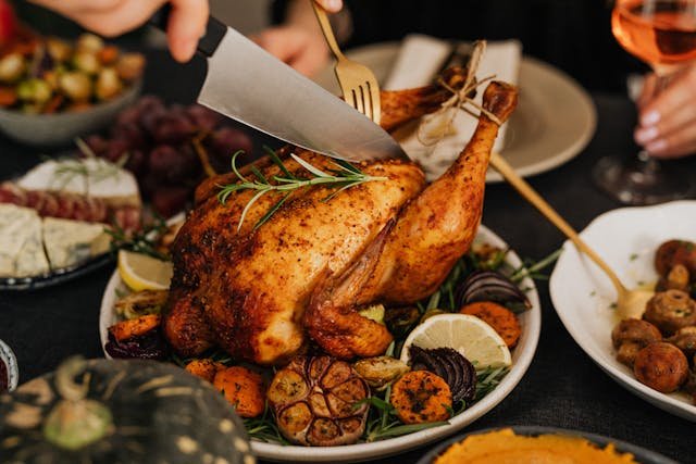 6 Food Safety Mistakes to Avoid This Holiday Season